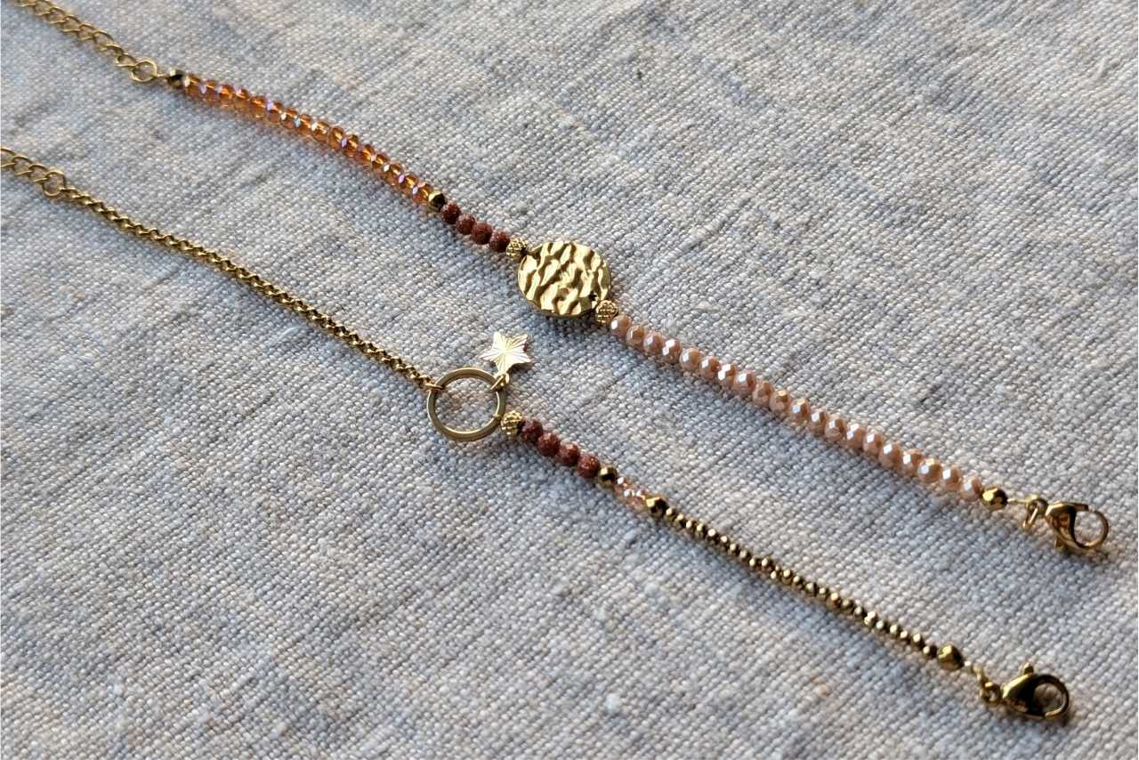 Bracelet perles nude irisé et terracotta doré femme, bijou raffiné collection Éclat d’automne Artesama