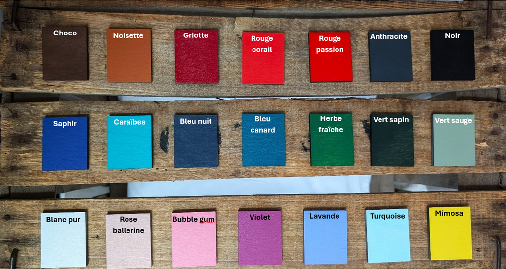 Prénom déco poétique – Cercle bois avec coquelicots et papillon