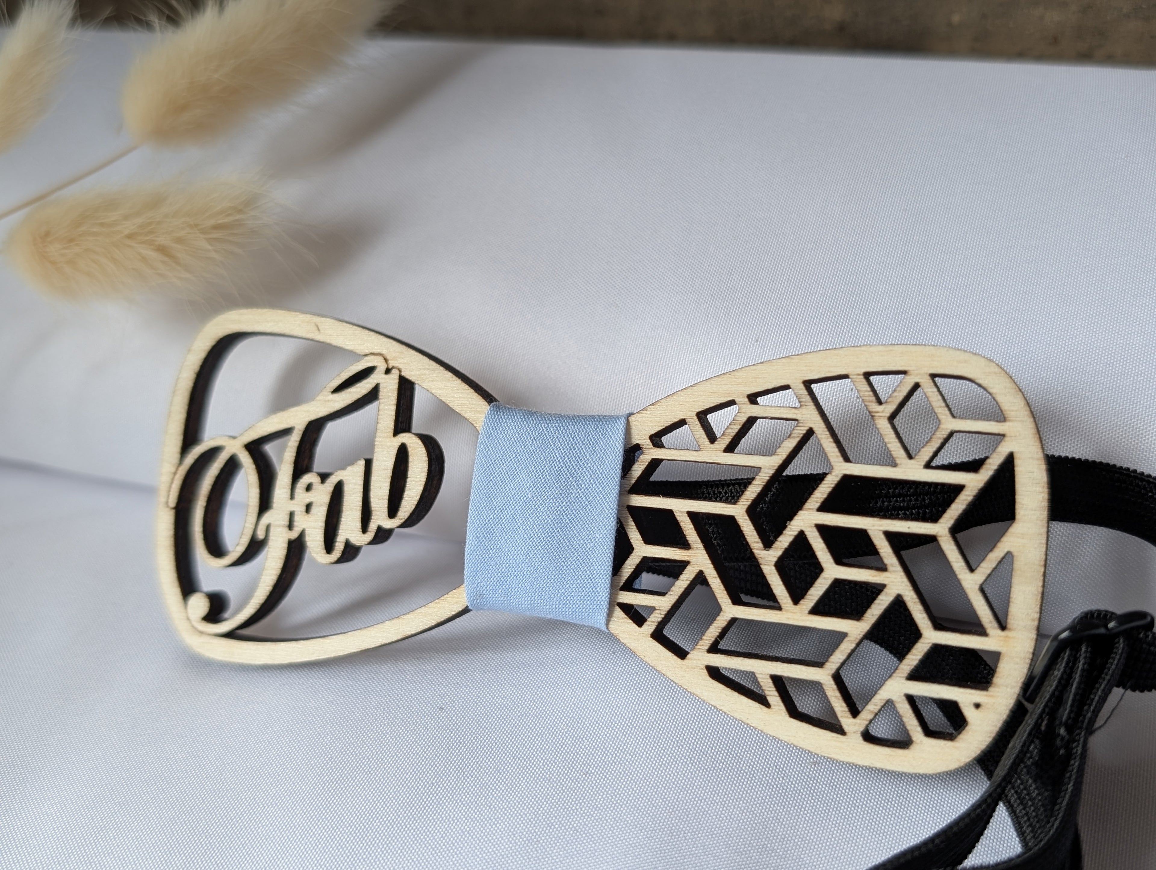 nœud papillon homme ou enfant idéal mariage cadeau fête des pères, Noël, anniversaire, EVG. personnalisé avec prénom gravé, date ou initiales 