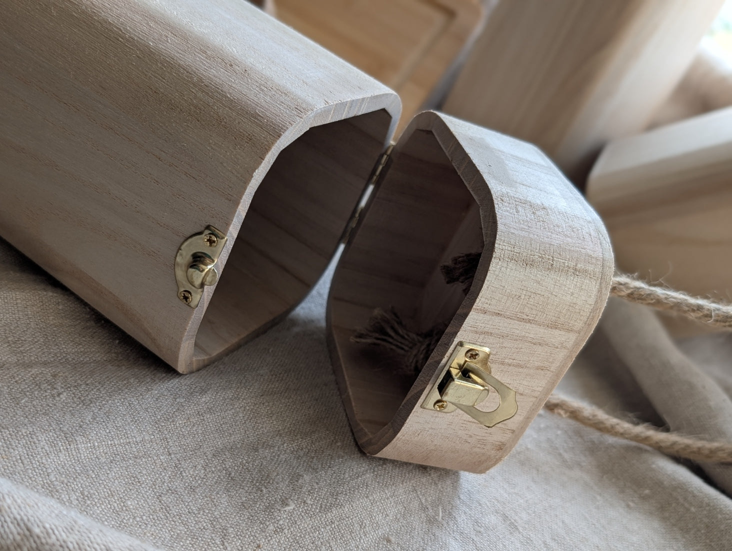 Coffret à vin en bois – 100 % Personnalisable