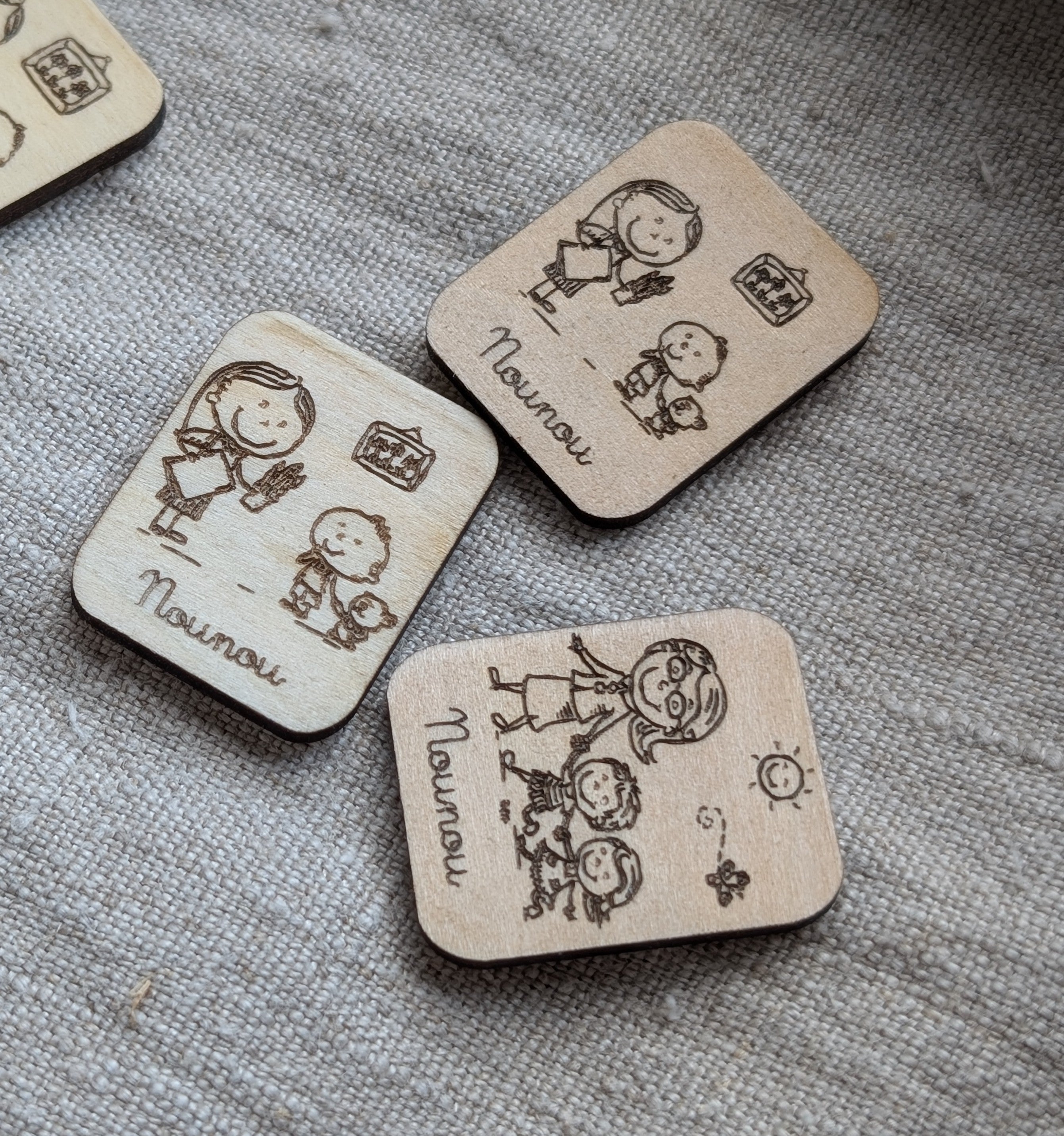 magnet nounou pour semainier en bois enfant personnalisable et modulable