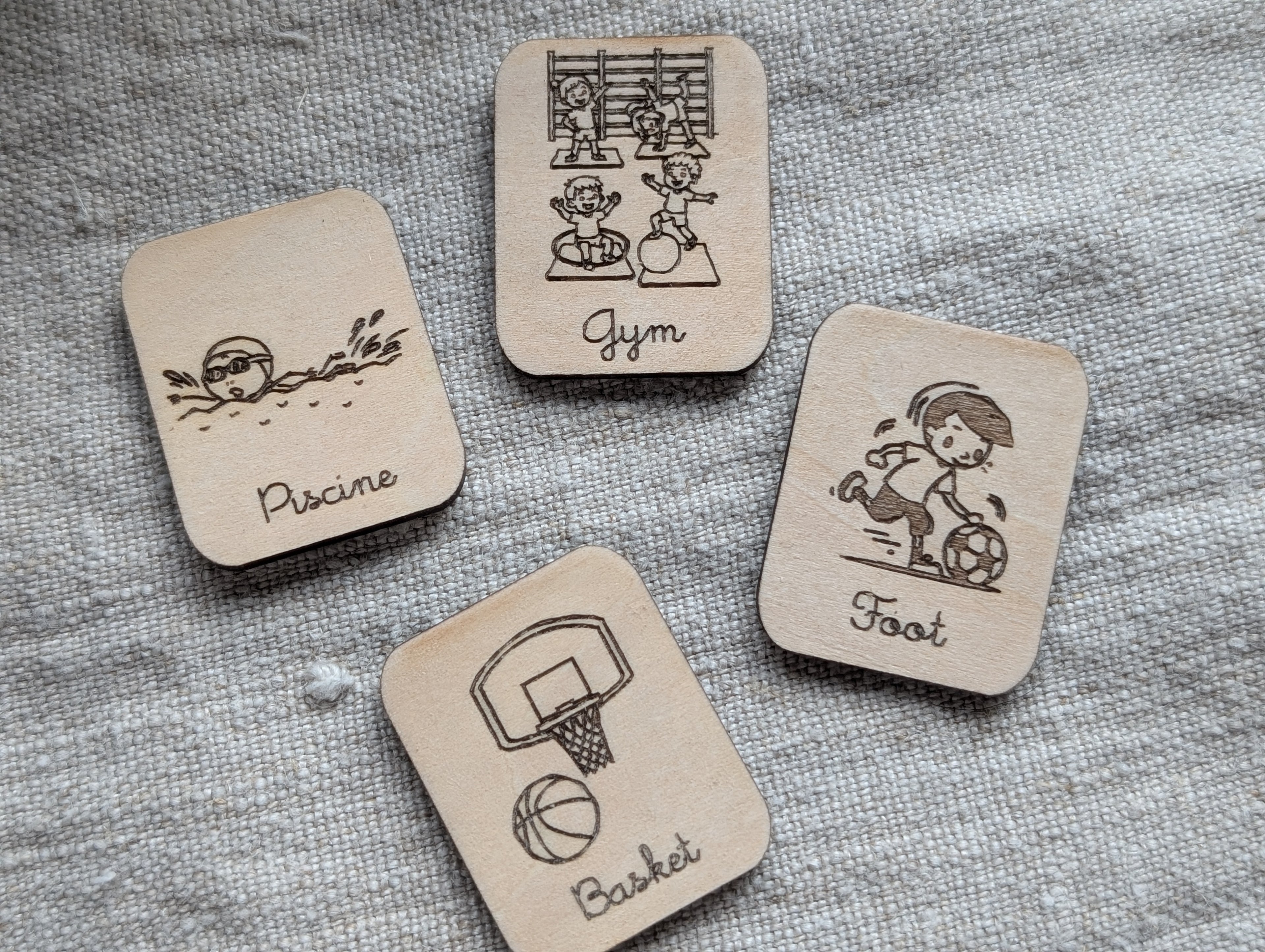 Semainier enfant en bois personnalisé | Activités hebdomadaires bébé