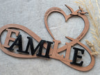 Déco murale “Famille & Amis” – Cœur bois infini