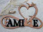 Déco murale “Famille & Amis” – Cœur bois infini