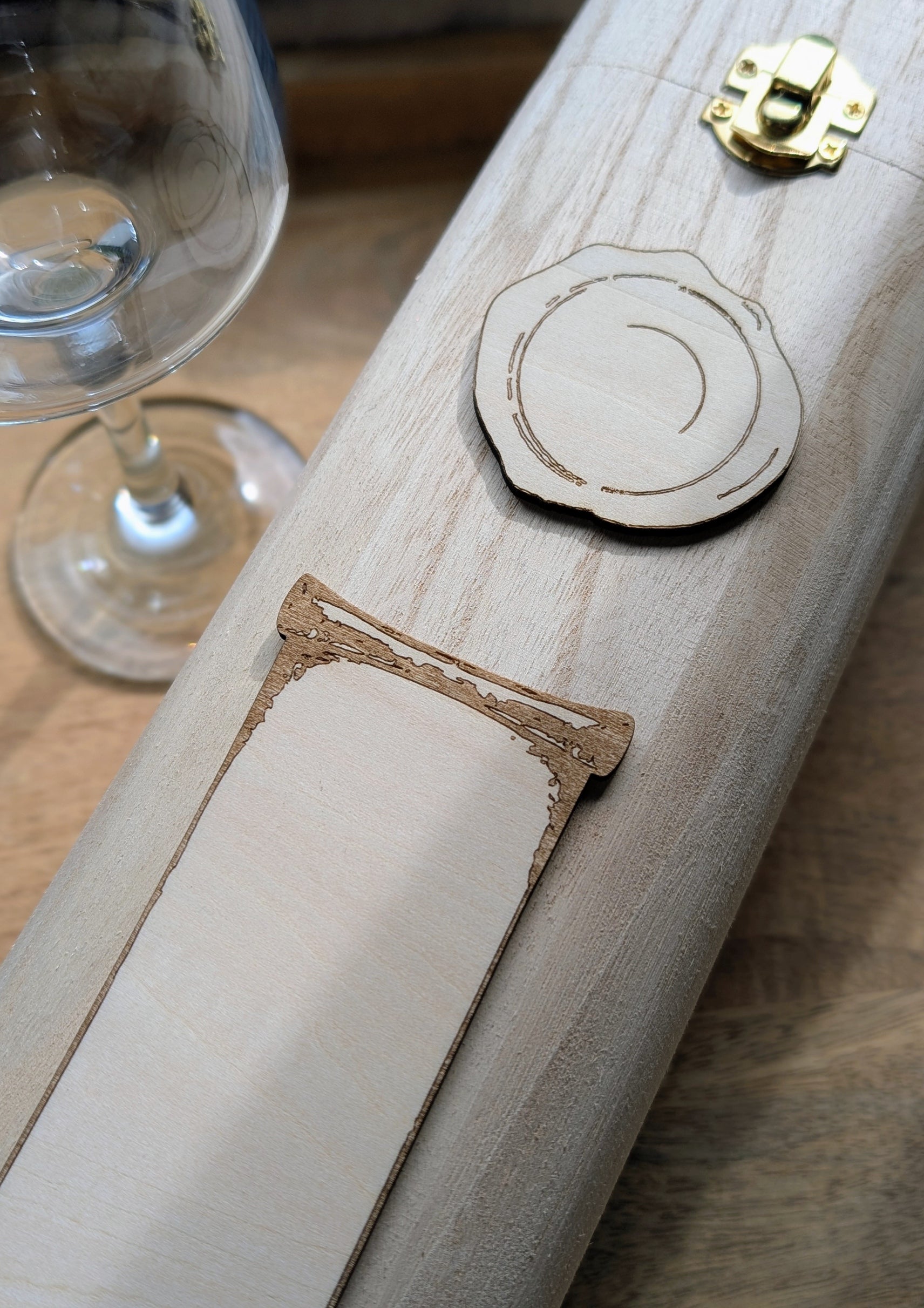 Coffret à vin en bois – 100 % Personnalisable