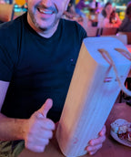 Coffret vin Parrain / Marraine offert en cadeau, élégant et unique, gravure personnalisée pour célébrer l’événement.