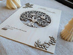 Décoration murale arbre de vie bois gravé laser prénoms personnalisés cadeau naissance mariage — Artesama