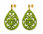 boucles en acrylique vert émeraude marbrées montées sur acier inox doré présentées sur fond blanc