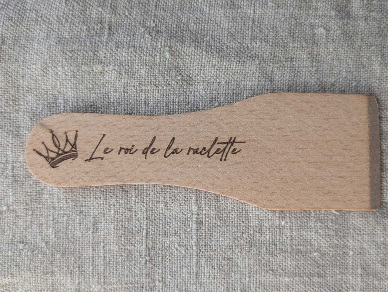Spatule raclette bois couronne gravure laser personnalisation prénom