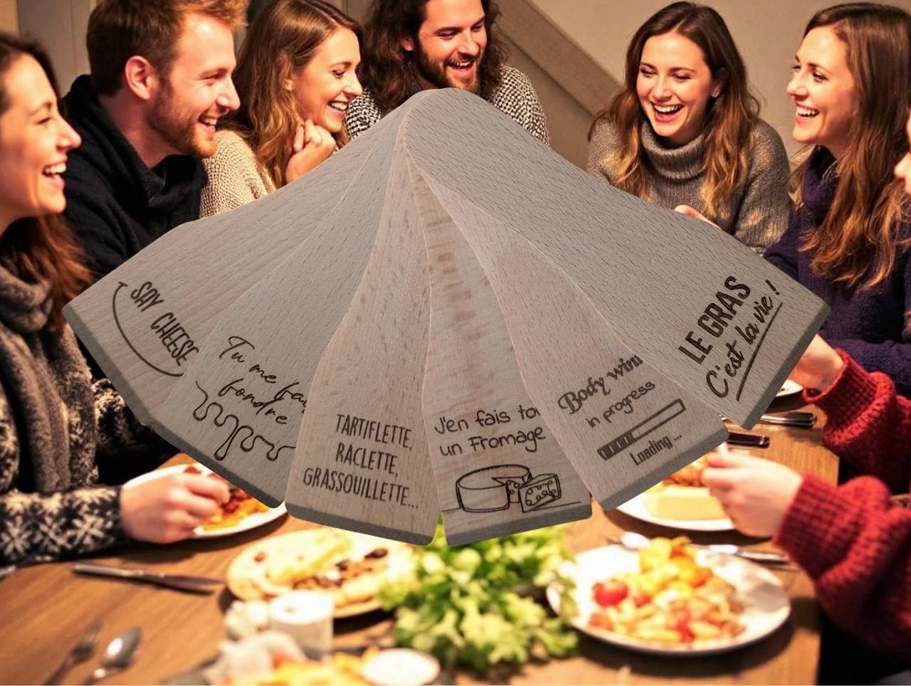 Soirée raclette conviviale table dressée 6 spatules bois messages humour ambiance