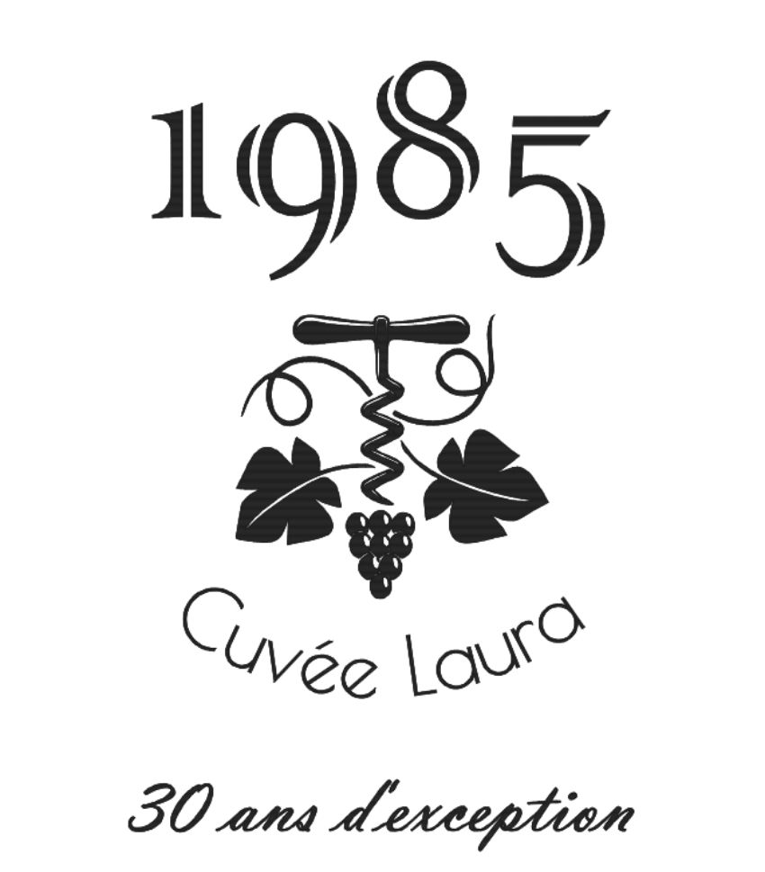 Gravure laser personnalisée Millésime 1985 Cuvée Laura sur couvercle coffret bois vin